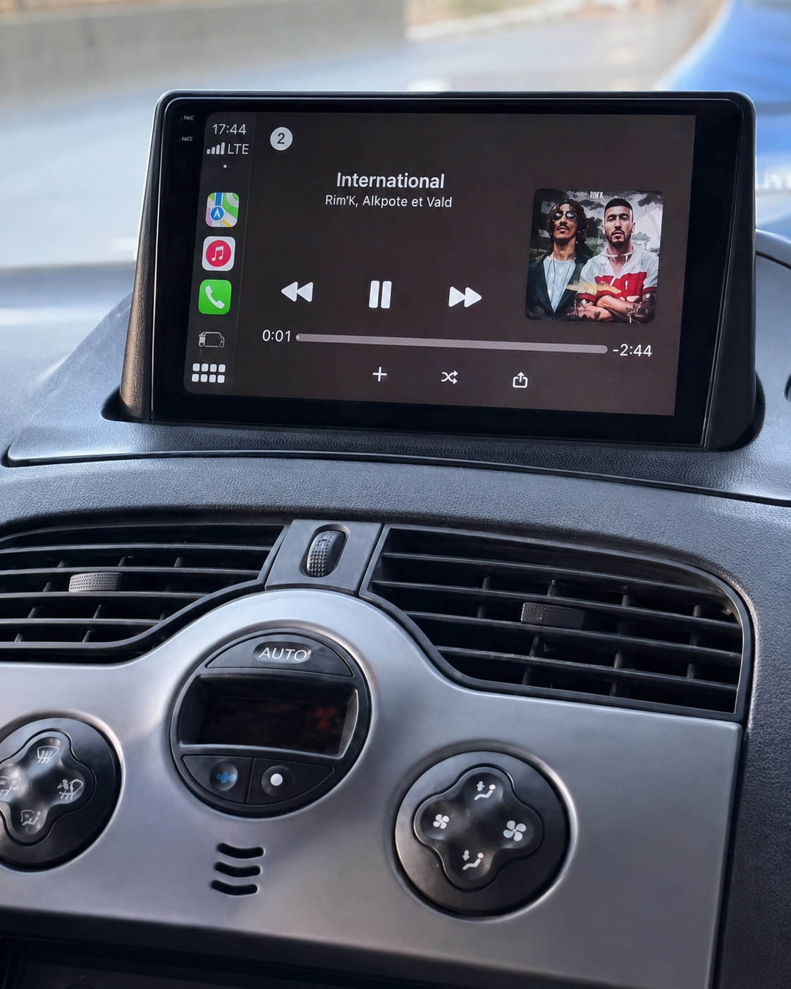 Écran CarPlay/Android Renault Kangoo (2008-2018) — Écran HD tactile sans fil