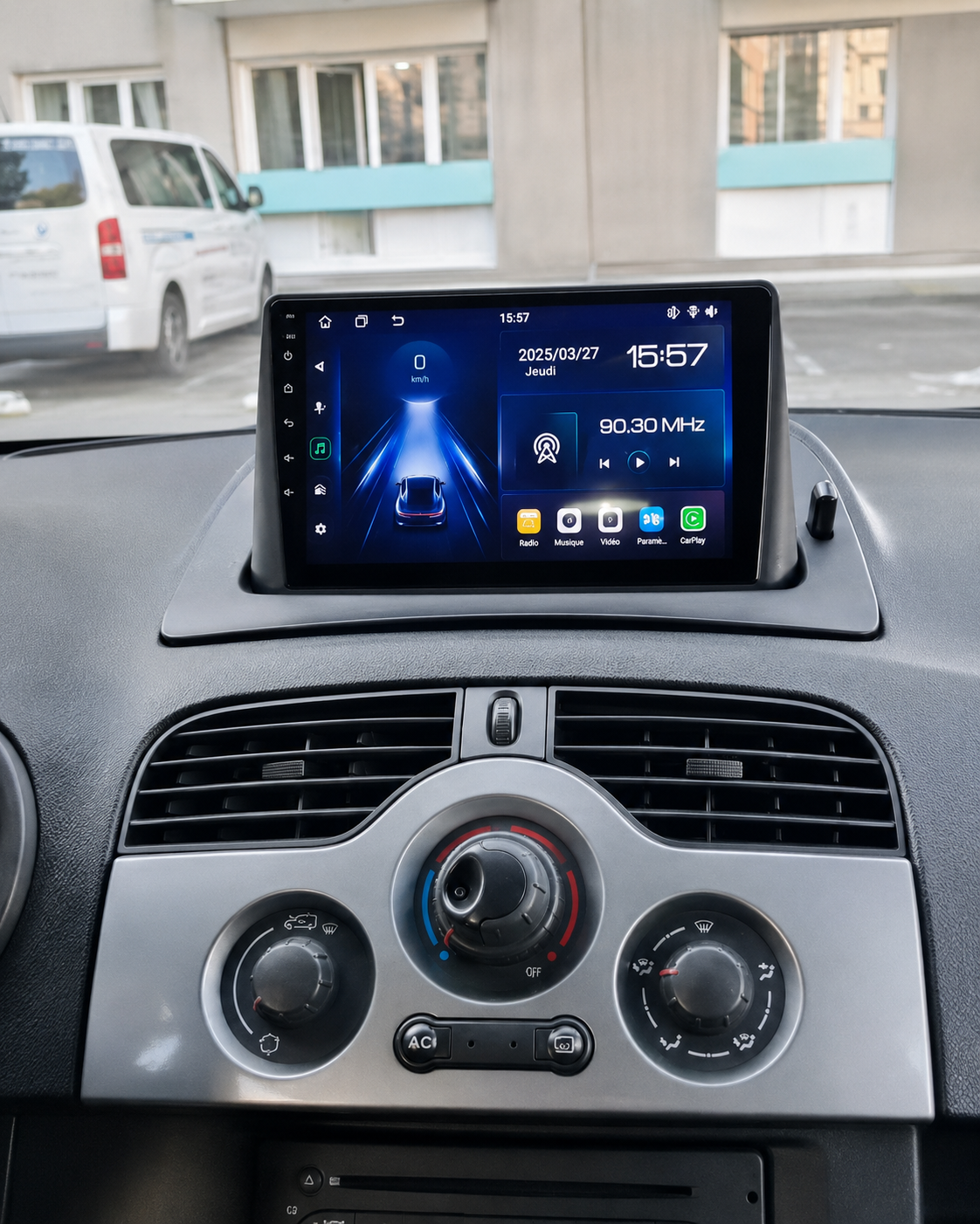 Écran CarPlay/Android Renault Kangoo (2008-2018) — Écran HD tactile sans fil